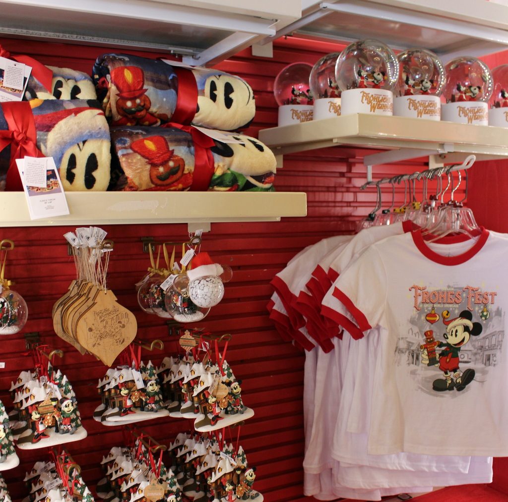 The 2 NEW Disney Souvenirs EVERYONE Has on Their Holiday Wishlist